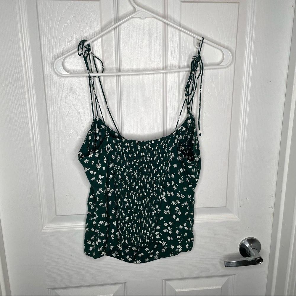Reformation Lupe Ditsy Floral Spaghetti Strap Top in Annette Green 12 - Picture 4 of 14